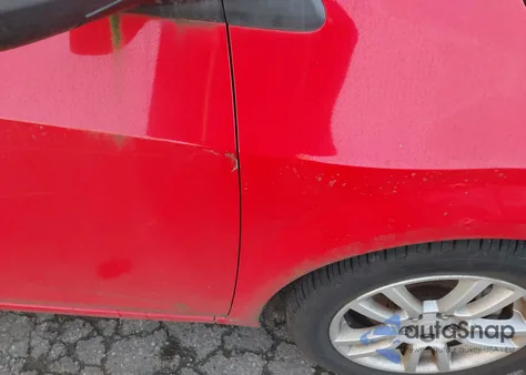 2015 Chevrolet Sonic Lt Auto z USA, uszkodzony, nr VIN 1G1JC6SB4F4126496